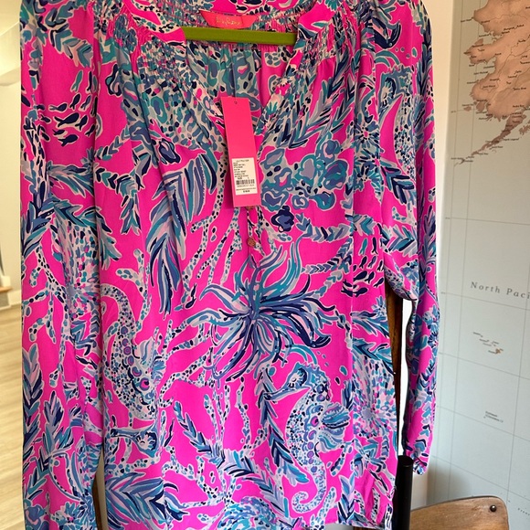 Lilly Pulitzer Elsa Blouse NWT Size Large - Picture 2 of 3